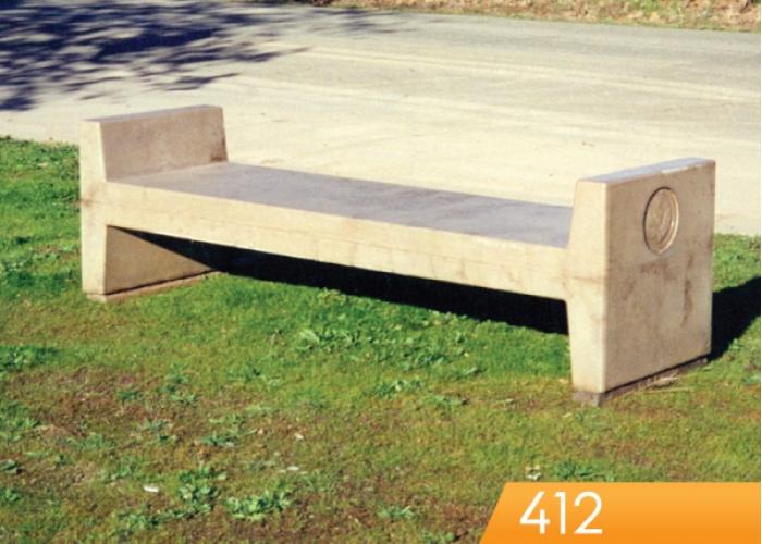 412 - Flat w/Armrests