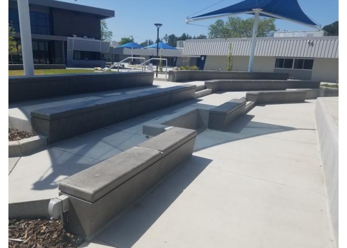 Unique Shape Seatwall