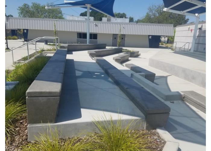 Unique Shape Seatwall