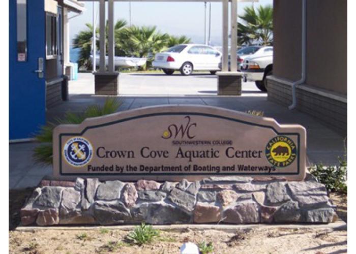 714 - 80" Decorative Crown Top Sign