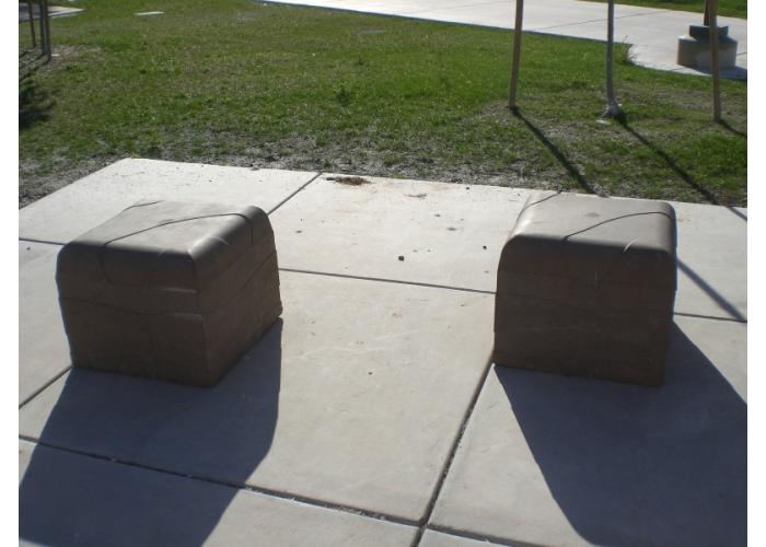 414S - Block Bench 2'