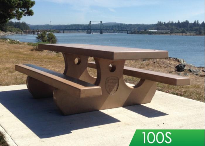 92" Picnic tables w/round legs