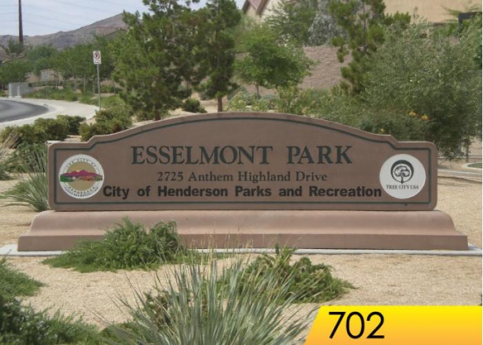 702 - Decorative Crown Top Sign