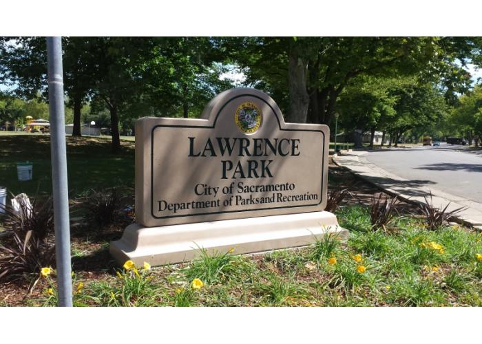 710 - 7' Rectangle w/Round Top