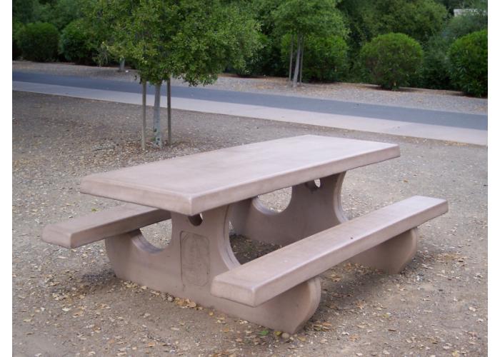 92" Picnic tables w/round legs