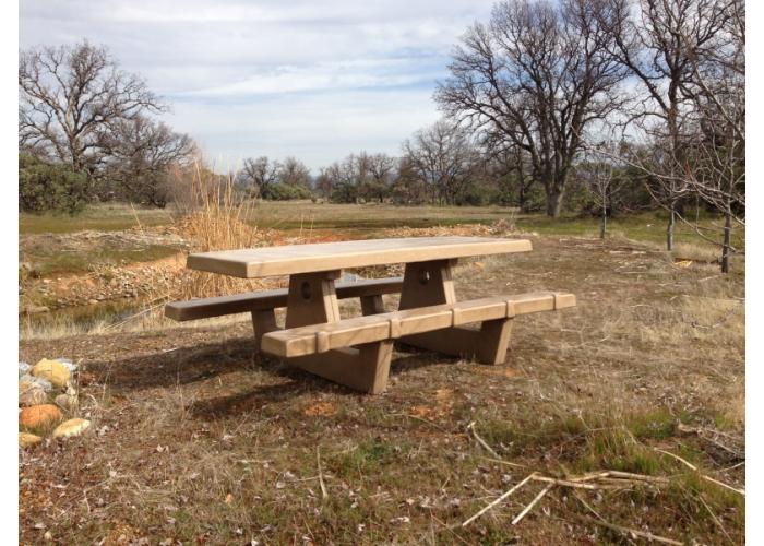 92" Picnic tables w/square legs