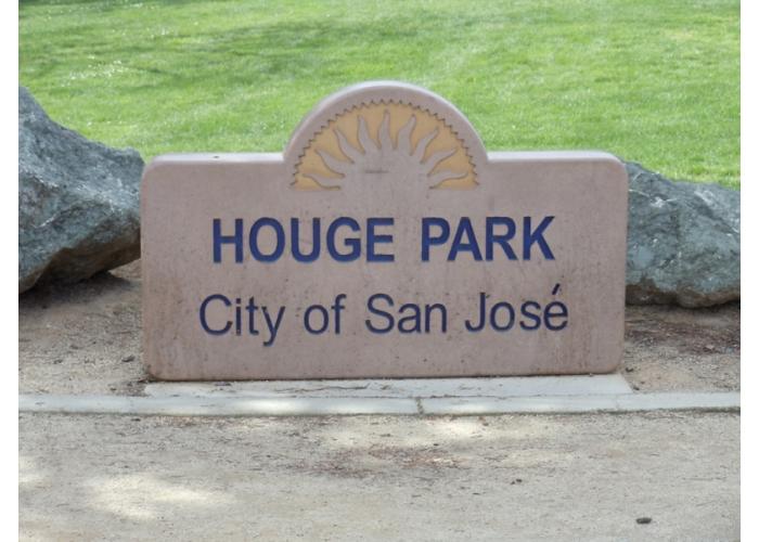 719 - 5' Rectangle w/Round Top