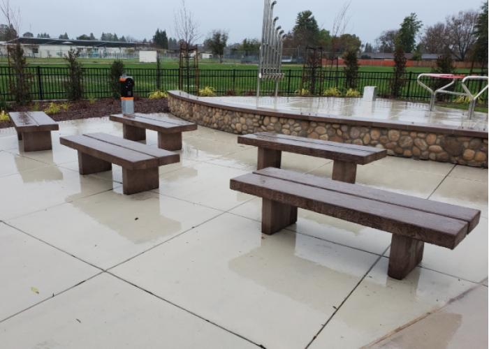 428 - Woodgrain Bench (Flat)