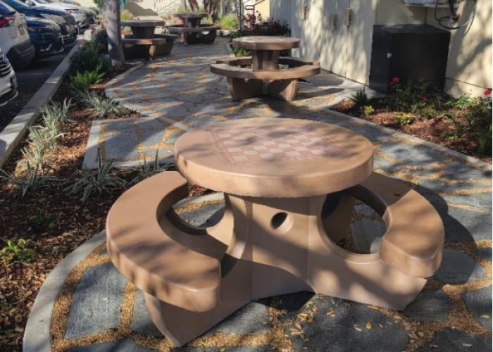 Round Picnic Tables